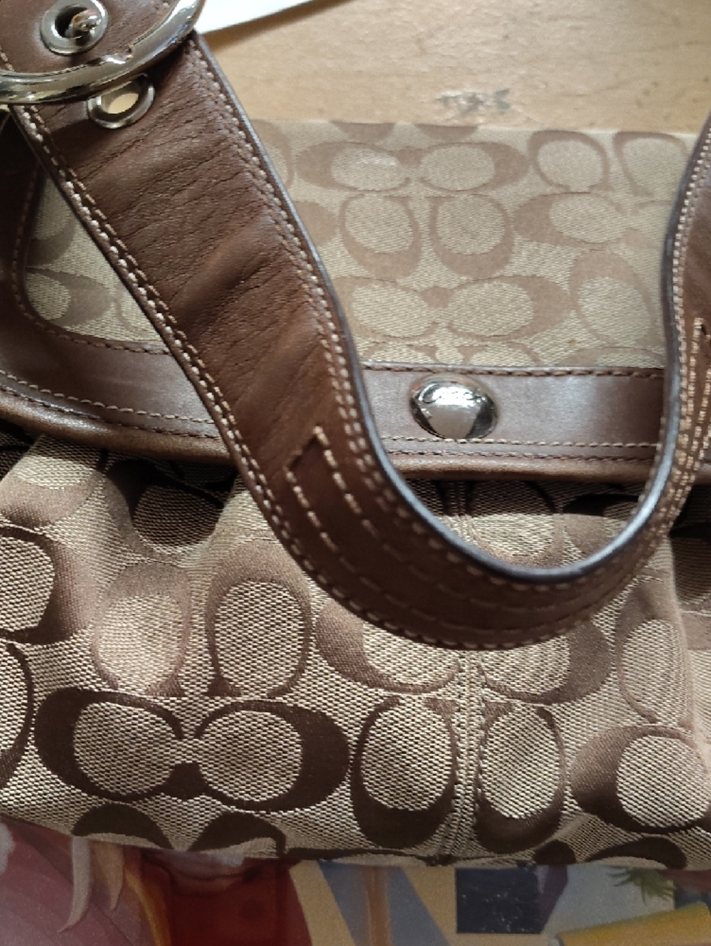 Coach Tan and Brown Signature Shoulder Bag - Picture 3 of 6